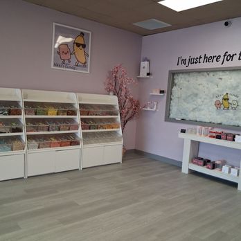 Nikki's Candy - More candy bins, so many to choose from - Candy Stores Near Me - Reno, Nevada