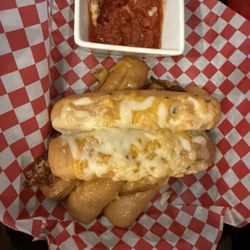 Rendezvous Bar & Grill - Cheesy bread with marinara sauce.