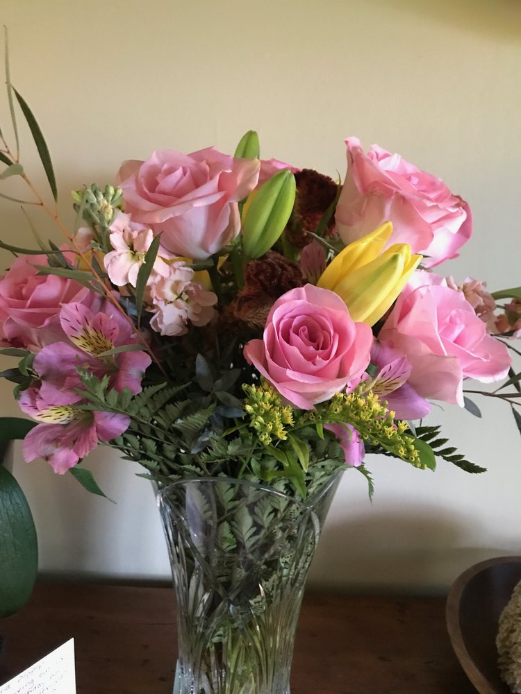 MARKET WAY FLOWERS & GIFTS Updated July 2024 17 Photos & 14 Reviews 4950 York Rd