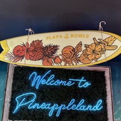 Playa Bowls - Surfboard decor