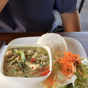 Dara Thai - Green curry lunch special - Thai Near Me - Belmont, California Dara Thai - Green curry lunch special - Thai Near Me - Belmont, California