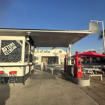 Afters Ice Cream - outside - Desserts Near Me - Pasadena, California Afters Ice Cream - outside - Desserts Near Me - Pasadena, California