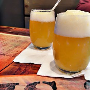 Wally Hatchet’s - Mimosas - Comfort Food Near Me - Memphis, Tennessee Wally Hatchet’s - Mimosas - Comfort Food Near Me - Memphis, Tennessee