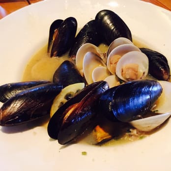 Brigantine - Clams and mussels - Seafood Near Me - San Diego, California