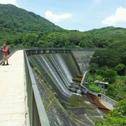 河背水塘