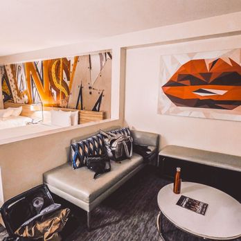 The LINQ - A Caesars Rewards Destination - Junior suite with 2 double beds - Hotels Near Me - Las Vegas, Nevada The LINQ - A Caesars Rewards Destination - Junior suite with 2 double beds - Hotels Near Me - Las Vegas, Nevada