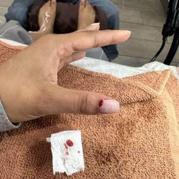 Holly Nails & Spa - ???? Who does this to PAYING customers - Nail Salons Near Me - Riverside, California Holly Nails & Spa - ???? Who does this to PAYING customers - Nail Salons Near Me - Riverside, California