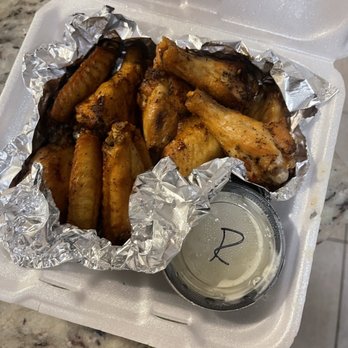 Joe's Old School Pizza - 10 Piece Joe's Wings - Pizza Near Me - Pembroke Pines, Florida Joe's Old School Pizza - 10 Piece Joe's Wings - Pizza Near Me - Pembroke Pines, Florida