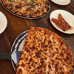 Barría Pizza and Cheese Pizza