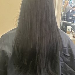 She cut a lot off but still managed to keep it long & healthy looking.