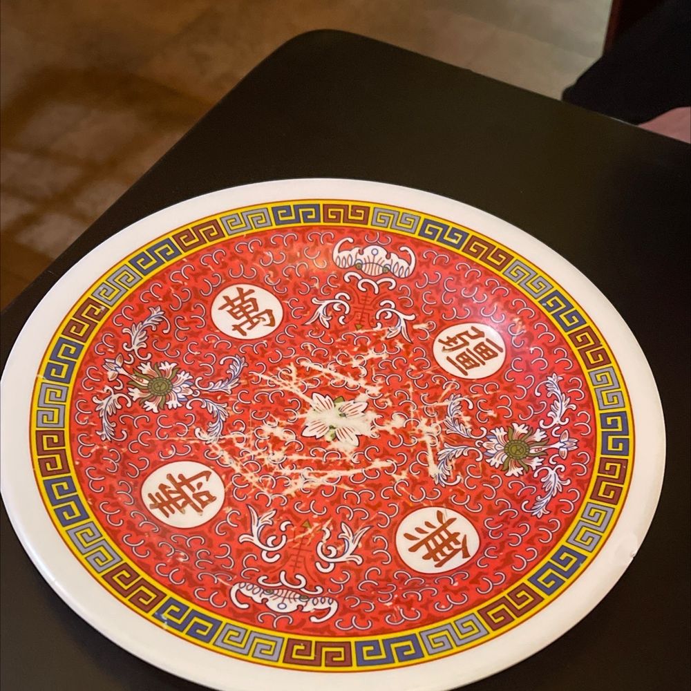 Fong's Pizza - It's in the details. Cute plates - Pizza Near Me - Des Moines, Iowa Fong's Pizza - It's in the details. Cute plates - Pizza Near Me - Des Moines, Iowa