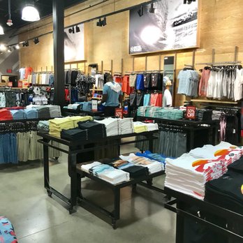 hurley clothing near me