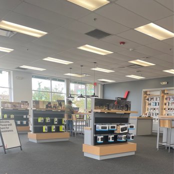 Verizon Authorized Retailer, TCC - Mobile Phones Near Me - Livonia, Michigan Verizon Authorized Retailer, TCC - Mobile Phones Near Me - Livonia, Michigan