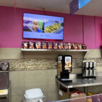Sabor Tropical Icecream - the interior of a restaurant - Ice Cream & Frozen Yogurt Near Me - Winston-Salem, North Carolina Sabor Tropical Icecream - the interior of a restaurant - Ice Cream & Frozen Yogurt Near Me - Winston-Salem, North Carolina
