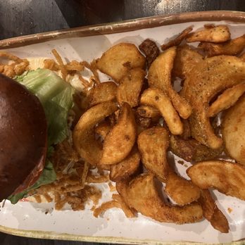 Blind Squirrel - Burger - New American Near Me - Florence, Kentucky