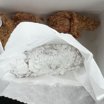 Fryer's Chicken - So much powered sugar - Chicken Wings Near Me - Melrose, Florida