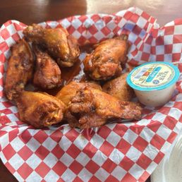 Hot Wings Hot Wings