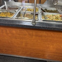 Donna's Caribbean Restaurant - Hot food line
