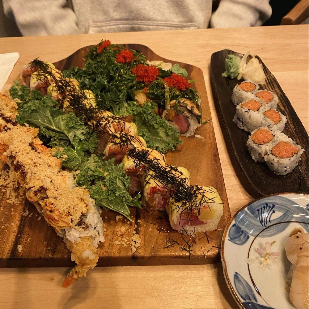 APA Sushi - Apa roll, momo roll, angry dragon roll, spicy tuna roll, scallops - Sushi Bars Near Me - Maple Grove, Minnesota