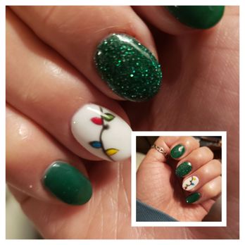 Kosmo Nail Bar - Simple Christmas lights with a little bling! - Nail Salons Near Me - Mclean, Virginia Kosmo Nail Bar - Simple Christmas lights with a little bling! - Nail Salons Near Me - Mclean, Virginia