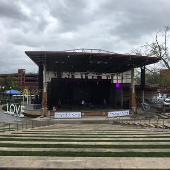 Elmwood Park - Parks Near Me - Roanoke, Virginia