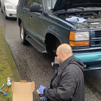 Cornejo's Auto Service - In Action - Auto Repair Near Me Cornejo's Auto Service - In Action - Auto Repair Near Me