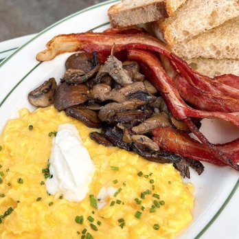 Milou - Bistros Near Me - Toronto, Ontario