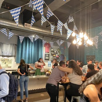 Lamplighter Brewing Broadway - Inside - Breweries Near Me - Cambridge, Massachusetts