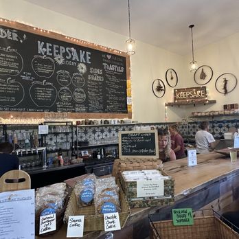 Keepsake Cidery - Cideries Near Me - Dundas, Minnesota