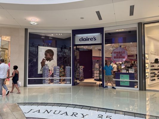 Claire's