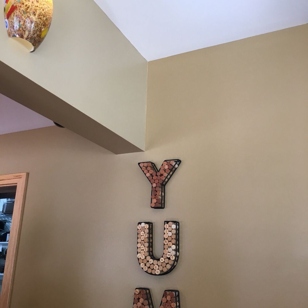 Sugar River Pizza - Interiors - Pizza Near Me - Verona, Wisconsin Sugar River Pizza - Interiors - Pizza Near Me - Verona, Wisconsin
