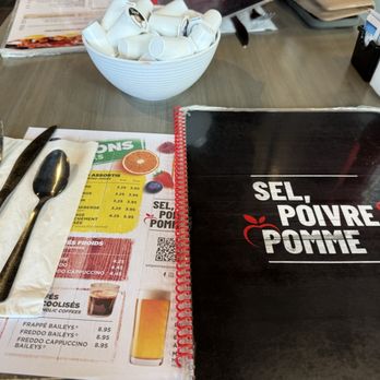 Sel Poivre & Pommes - Breakfast & Brunch Near Me - Laval, Quebec