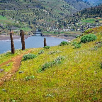 Tom McCall Preserve at Rowena - Hiking Near Me - Mosier, Oregon