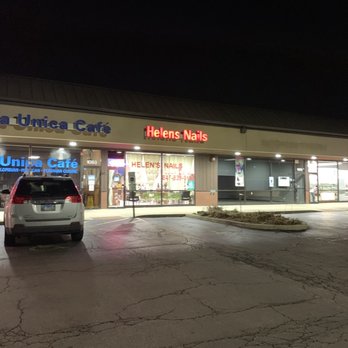 Helen's Nails - Outside - Nail Salons Near Me - Schaumburg, Illinois