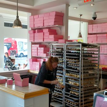 Georgetown Cupcake - Cupcakes Near Me - Washington, DC, District of Columbia Georgetown Cupcake - Cupcakes Near Me - Washington, DC, District of Columbia