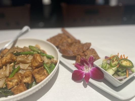 New Krungthai Restaurant by null