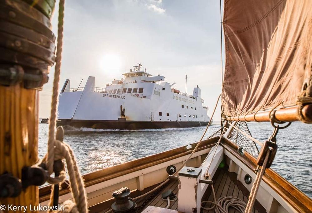 The Ginny Marie Schooner Logo