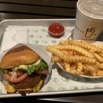 Shake Shack Oak Brook - Fast Food Near Me - Oak Brook, Illinois Shake Shack Oak Brook - Fast Food Near Me - Oak Brook, Illinois