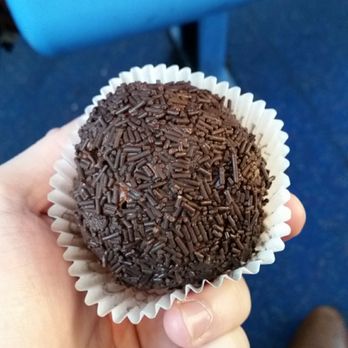 Dunn's Bakery - Rum truffle - Bakeries Near Me - London, XGL