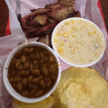 Smokey D's BBQ - Brisket, baked beans, jalapeño corn, corn bread - Barbeque Near Me - Des Moines, Iowa Smokey D's BBQ - Brisket, baked beans, jalapeño corn, corn bread - Barbeque Near Me - Des Moines, Iowa