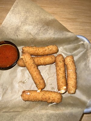 Buffalo Wild Wings by null