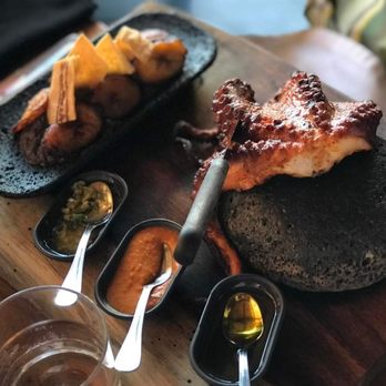 La Buena Barra - Grilled octopus - Bars Near Me - Cancún, ROO La Buena Barra - Grilled octopus - Bars Near Me - Cancún, ROO