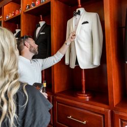 Waring Tuxedos - Tuxedo Rental - Ivory Dinner Jacket