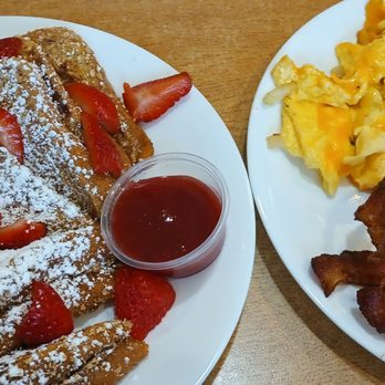 Sunny Street Cafe - French Toast Crunch. Big Breakfast, eggs, bacon and side of fruit (fresh) Big Bite Breakfast. French Toast Combo - Breakfast & Brunch Near Me - Columbus, Ohio Sunny Street Cafe - French Toast Crunch. Big Breakfast, eggs, bacon and side of fruit (fresh) Big Bite Breakfast. French Toast Combo - Breakfast & Brunch Near Me - Columbus, Ohio