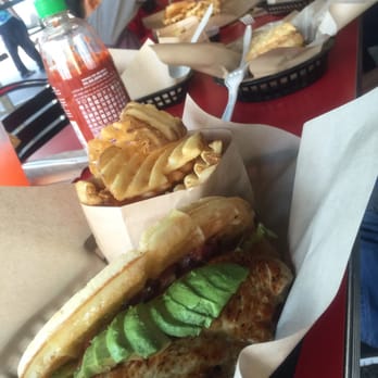 Bruxie - Chicken club - Breakfast & Brunch Near Me - Brea, California