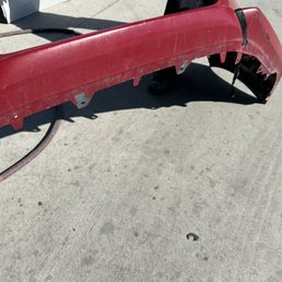 Damage to the front of the vehicle that's why there's so many pictures