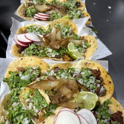 Taco Inn Food Truck