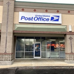U.S. Postal Service - Hacks Cross Road - Entrance to post office
