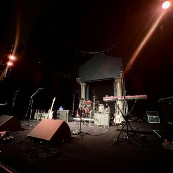 Mr Smalls Fun House - Stage pre-show - Music Venues Near Me - Millvale, Pennsylvania Mr Smalls Fun House - Stage pre-show - Music Venues Near Me - Millvale, Pennsylvania