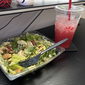 Chick-fil-A - Cobb Salad, Strawberry Hibiscus Lemonade - Fast Food Near Me - Nampa, Idaho Chick-fil-A - Cobb Salad, Strawberry Hibiscus Lemonade - Fast Food Near Me - Nampa, Idaho